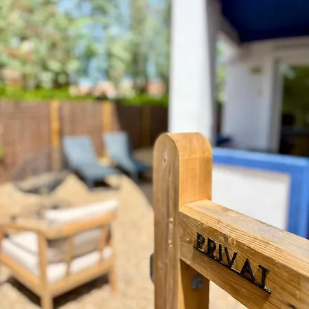 Swimming Pool And Private Garden 1 Step From The Appartamento Isla Roja